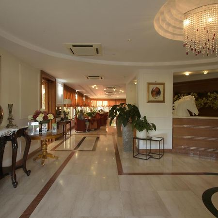 Hotel Paradiso Castellammare di Stabia Exterior foto